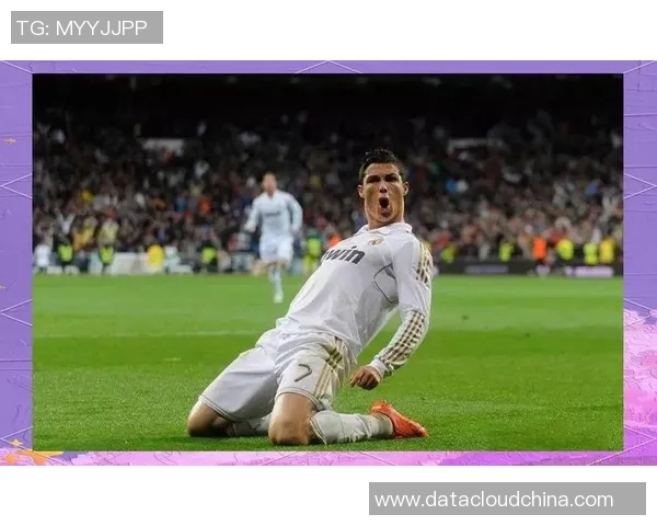 探索足球界的少林足球传承者有哪些明星球员曾学习少林武术技巧