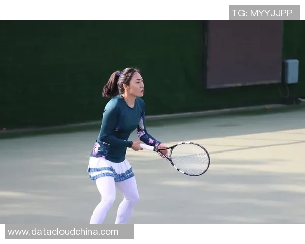 李秀英独家分享网球技巧与心得助你提升球技的全方位指南